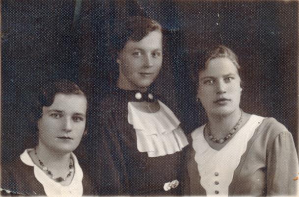 Trzy kobiety 1935 rok
